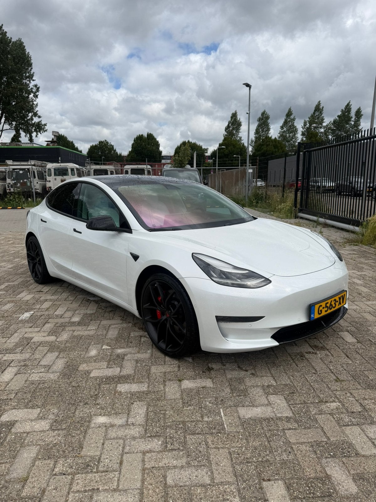 Tesla Model 3 Performance 513pk Dual Motor Long Range 75kwh, Automaat, Parkeerassistent, Wit, Leder