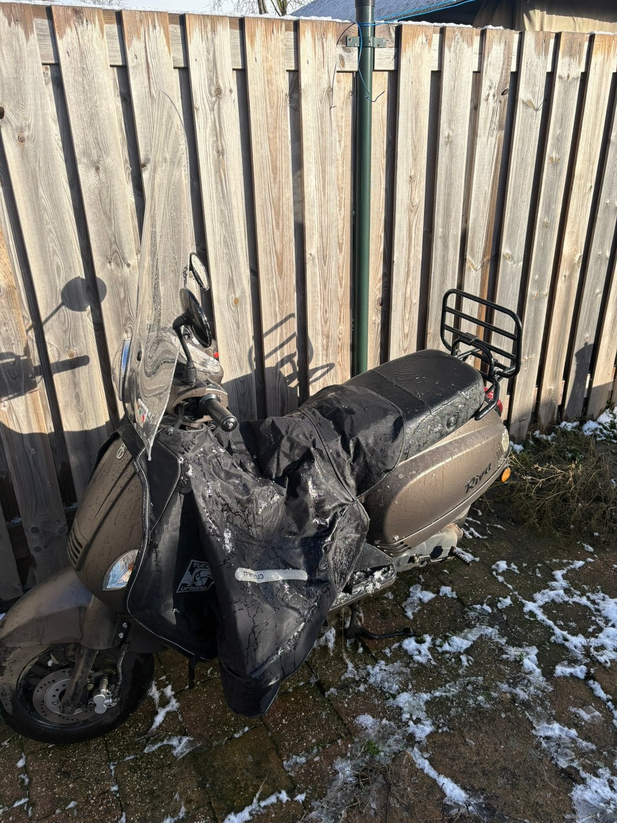 Riva scooter, Ophalen of Verzenden, Zo goed als nieuw, Benzine, Overige merken