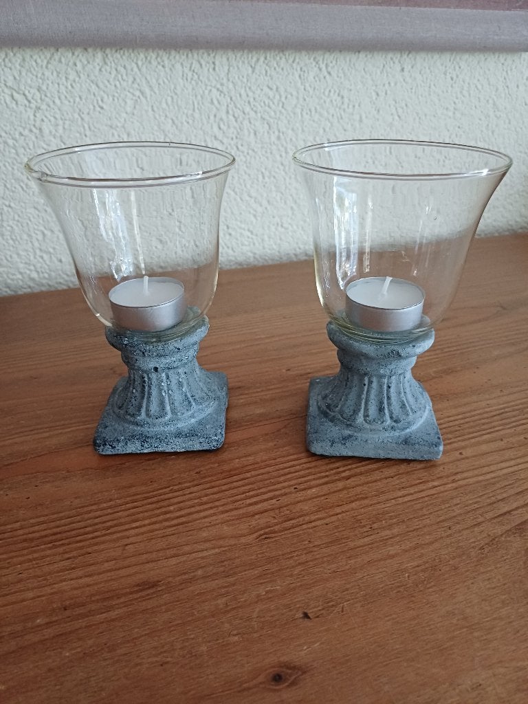 Kandelaars met glazen kelk en stenen voet., Overige merken, Ophalen of Verzenden, Zo goed als nieuw, 14 cm
