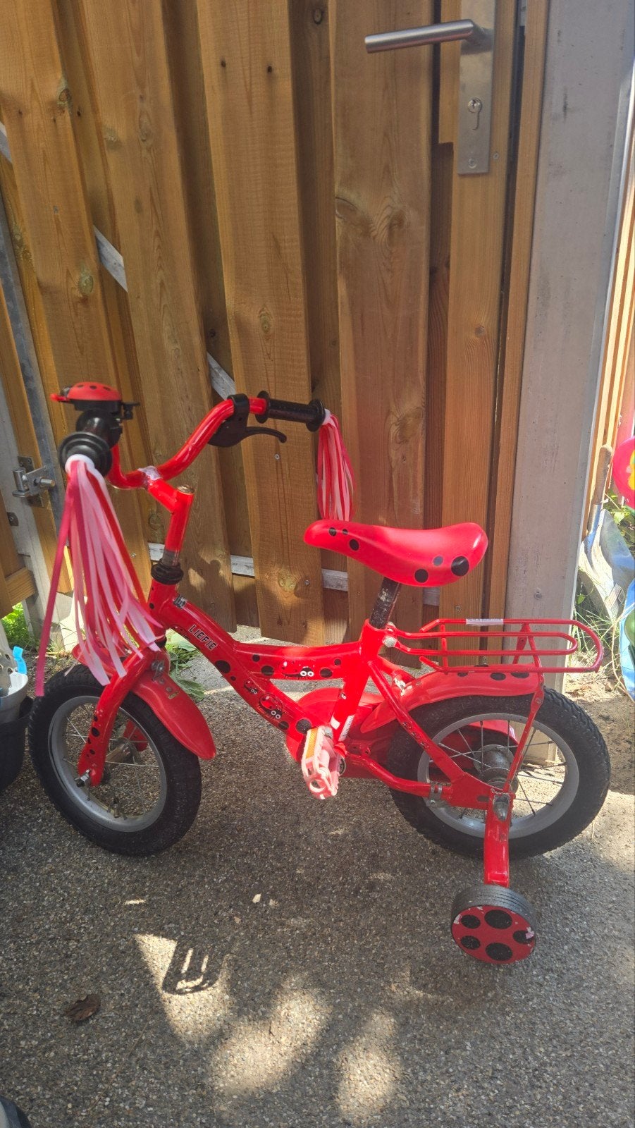 12 inch kinderfiets, Ophalen, Terugtraprem, Zijwieltjes, Gebruikt