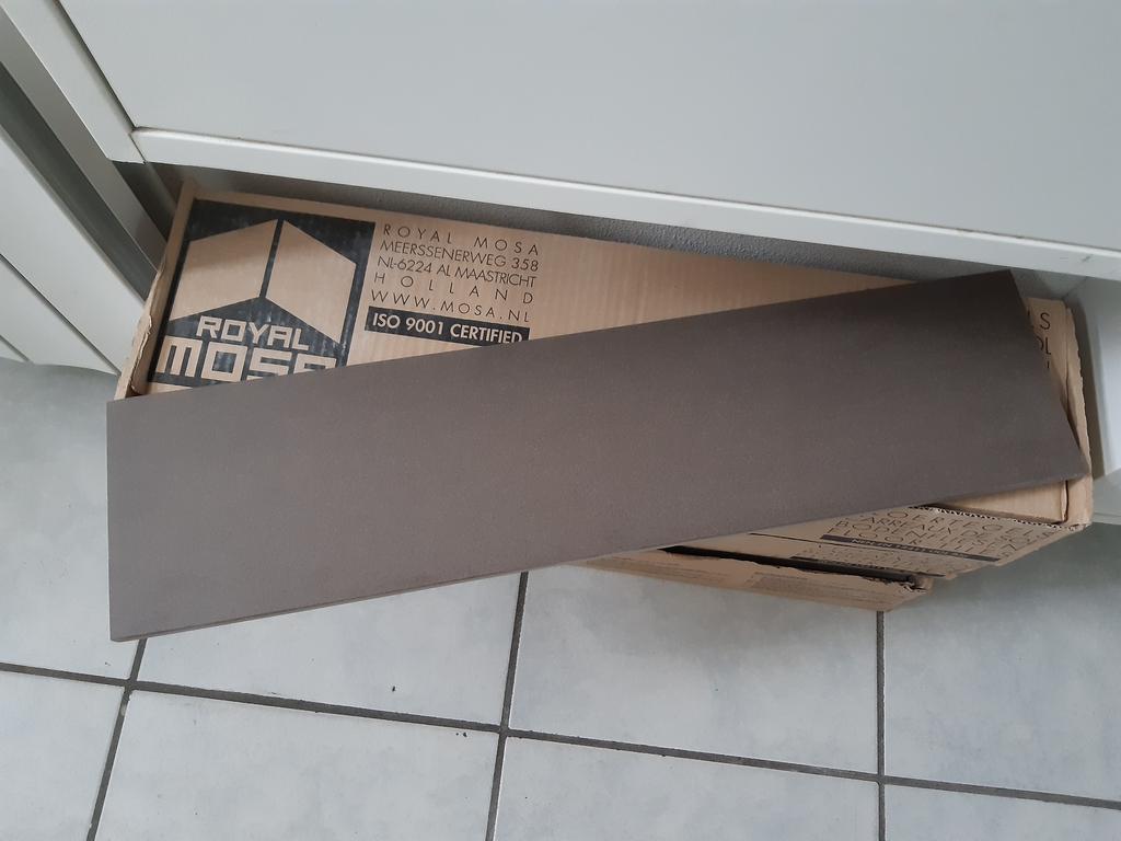Tegels 60x15, Ophalen, 60 cm of meer, Keramiek, Nieuw