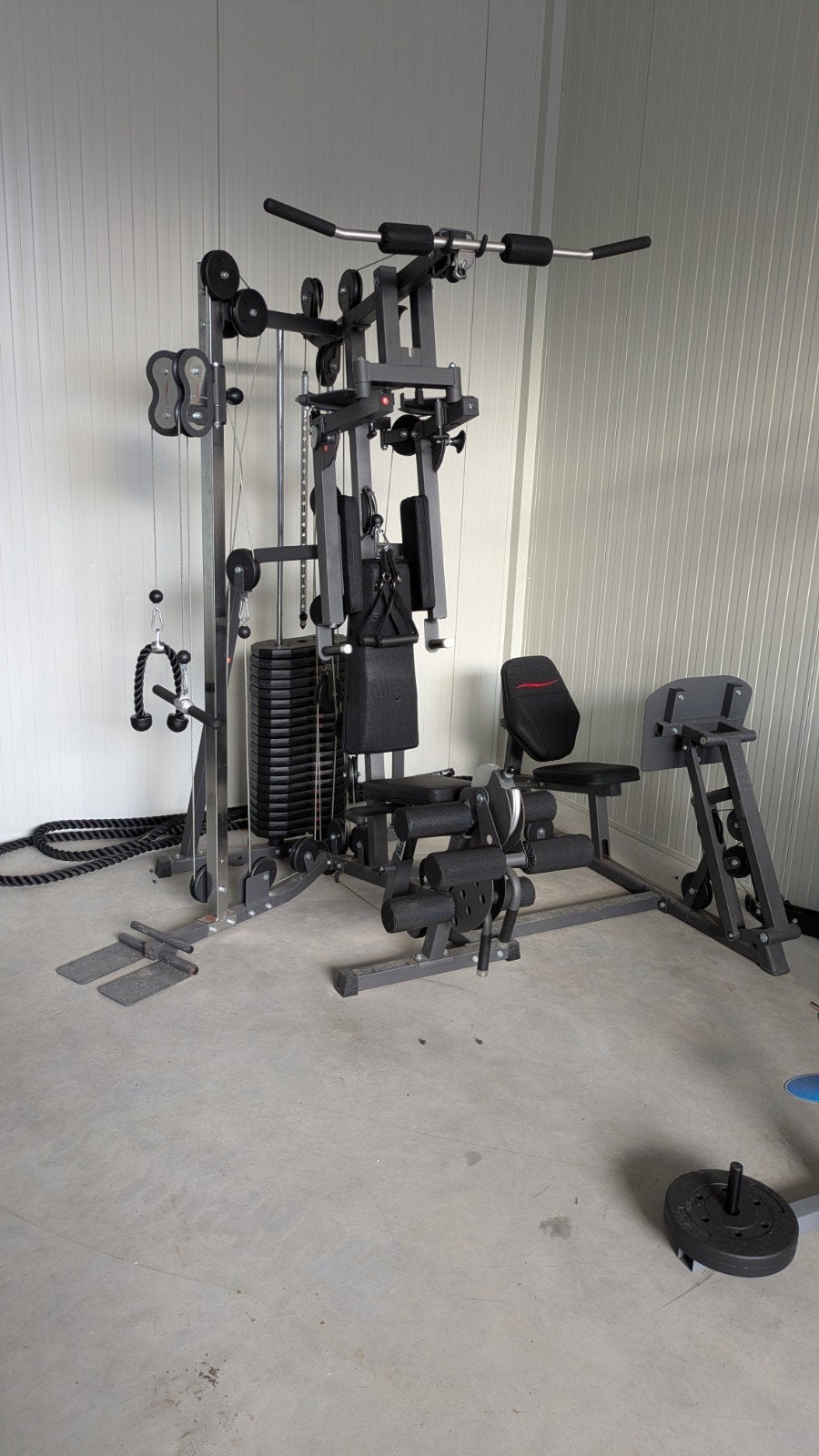 Finnlo Krachtstation met Legpress Uitbreiding, Benen, Krachtstation, Ophalen of Verzenden, Zo goed als nieuw