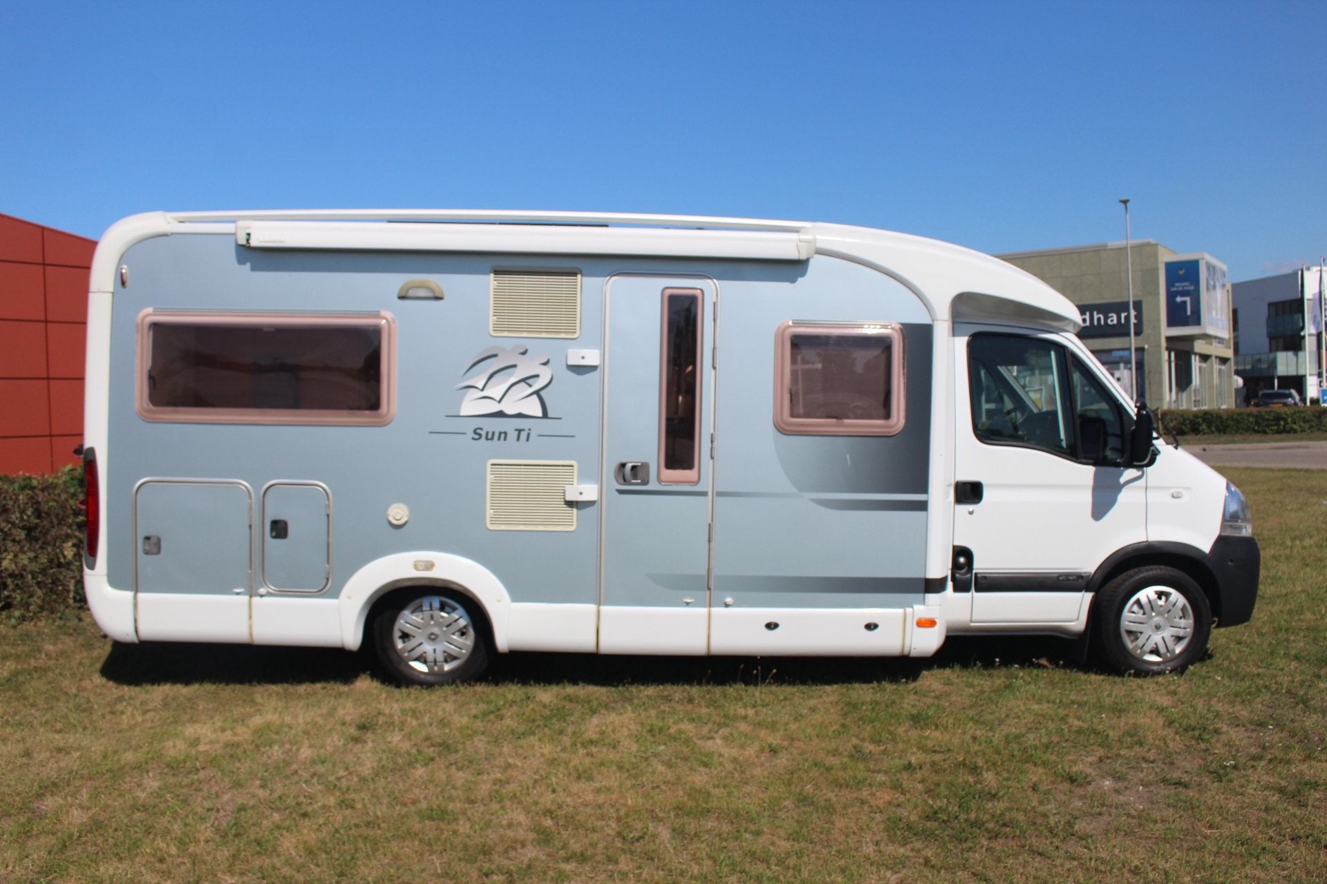 Knaus Sun Ti, 2.5 Dci 114PK, Airco (Motorairco), XL Koelkast, Caravans en Kamperen, Campers, 7 tot 8 meter, Bedrijf, Tot en met 3