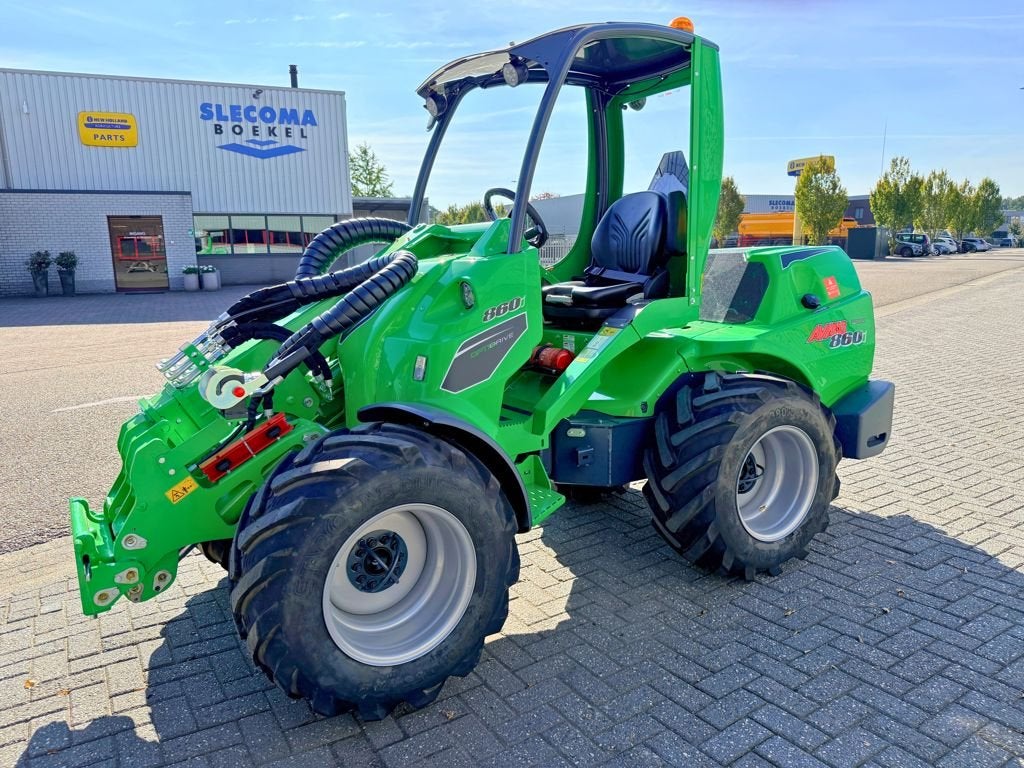Avant 860i TDL+, Wiellader of Shovel