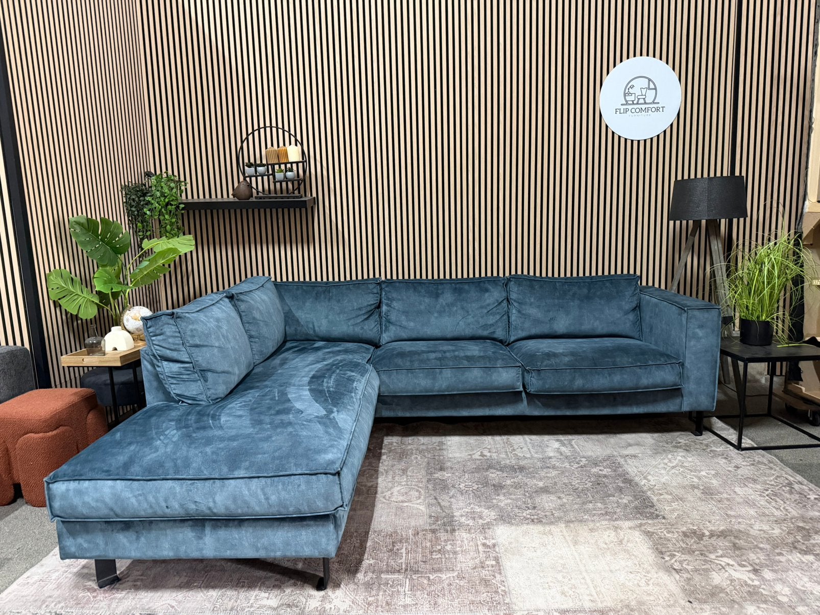 “GRATIS LEVERING” Velvet blauwe hoekbank! 250x205, 250 tot 300 cm, 125 tot 150 cm, Velvet, fluweel, blauw, zgan, Hoekbank
