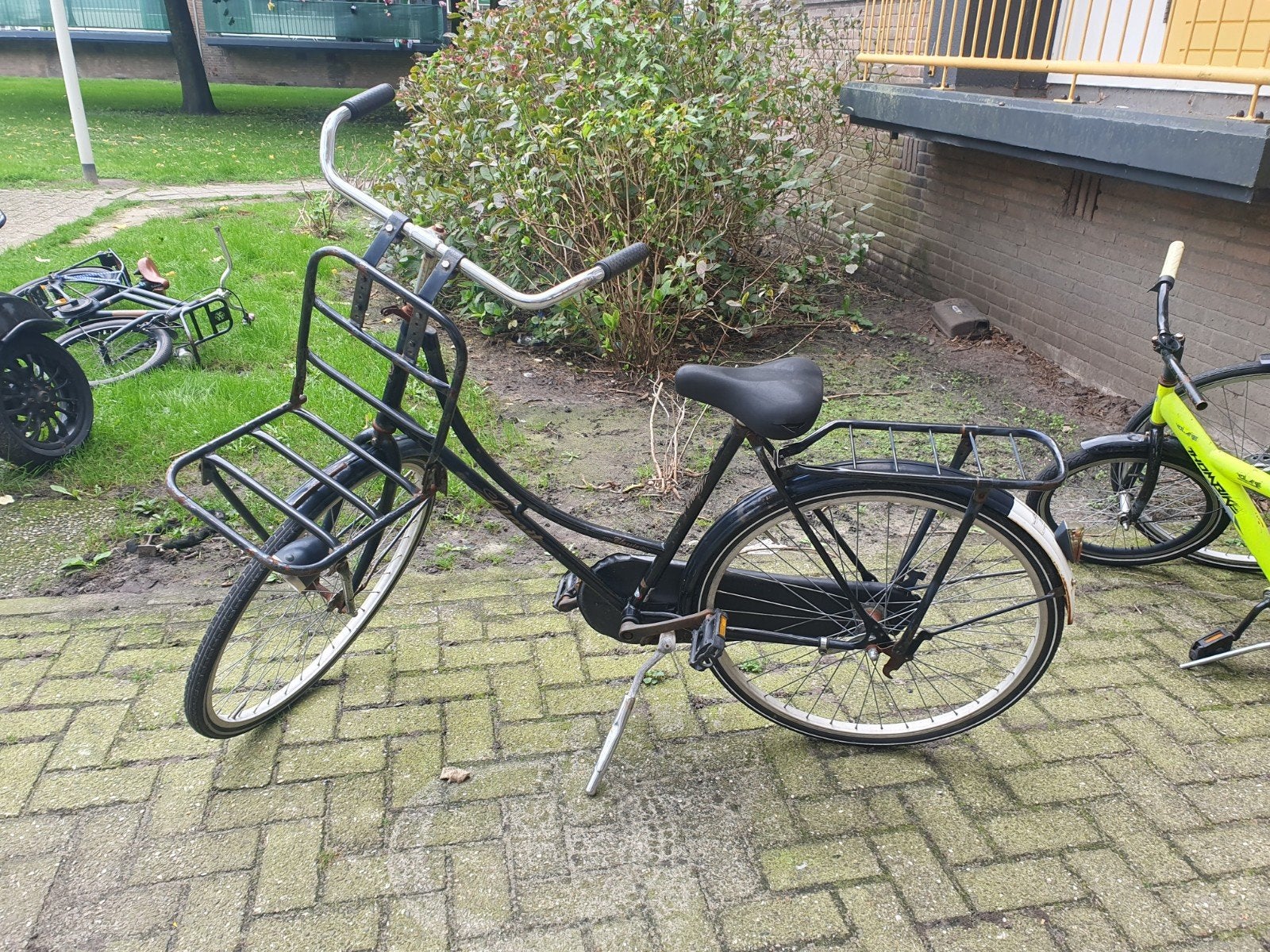 Limit Omafiets 26 inch met voordrager, Fietsen en Brommers, Terugtraprem, Gebruikt, Ophalen of Verzenden, 50 tot 53 cm
