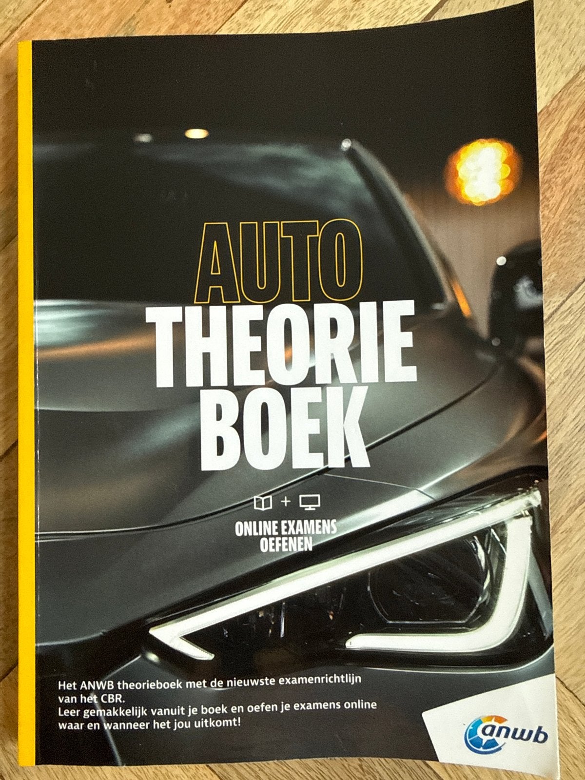 ANWB Auto Theorieboek + Online Examens Oefenen, Boeken, Auto's | Boeken, Zo goed als nieuw, Algemeen, Ophalen of Verzenden