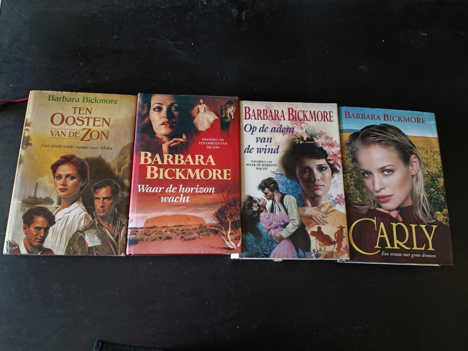 4 boeken Barbara bickmore, Boeken, Ophalen of Verzenden, Gelezen