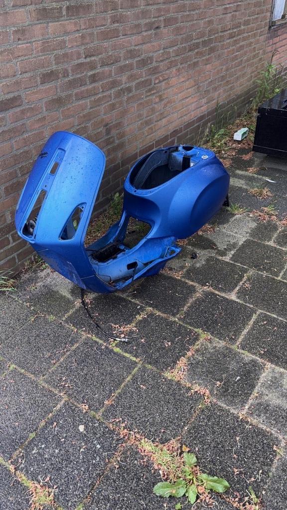 Vespa Sprint frame in goede staat met onderdelen, Ophalen of Verzenden, Gebruikt