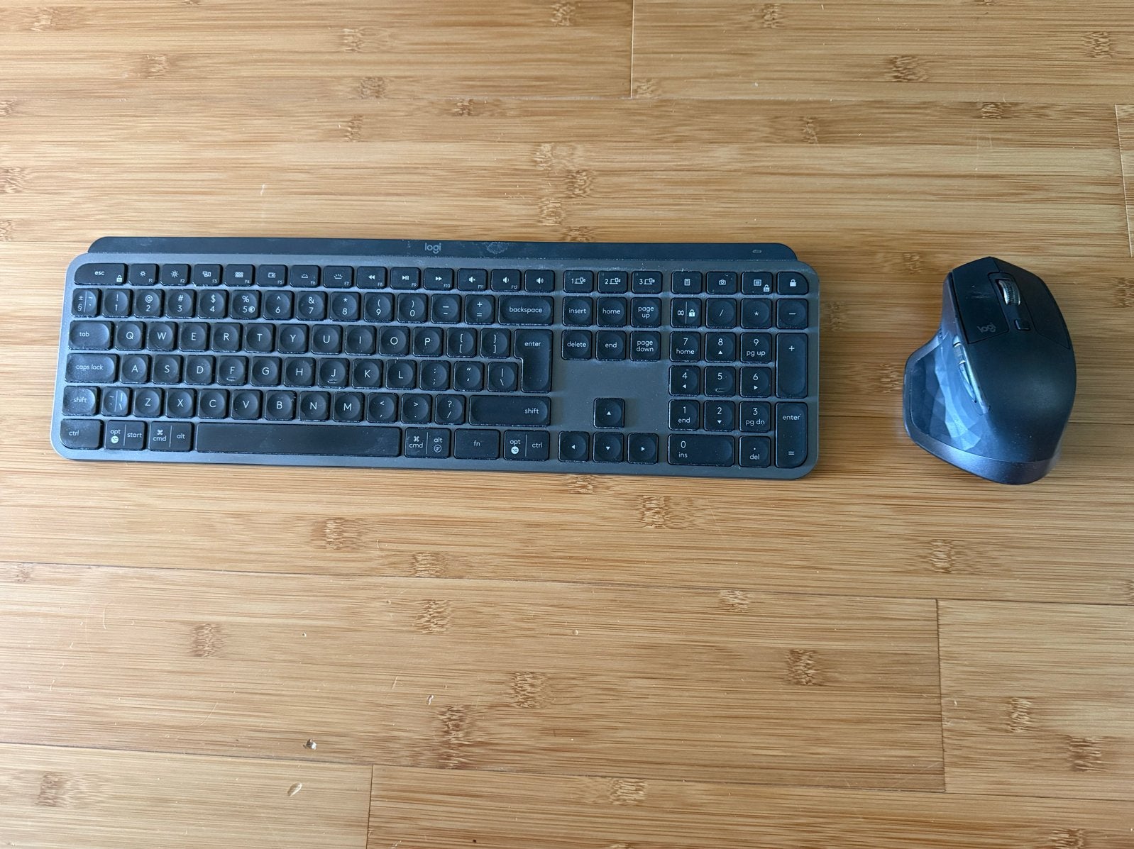 Logitech set: MX Keys toetsenbord en MX Master 2S muis, Computers en Software, Multimediatoetsen, Ophalen of Verzenden, Zo goed als nieuw