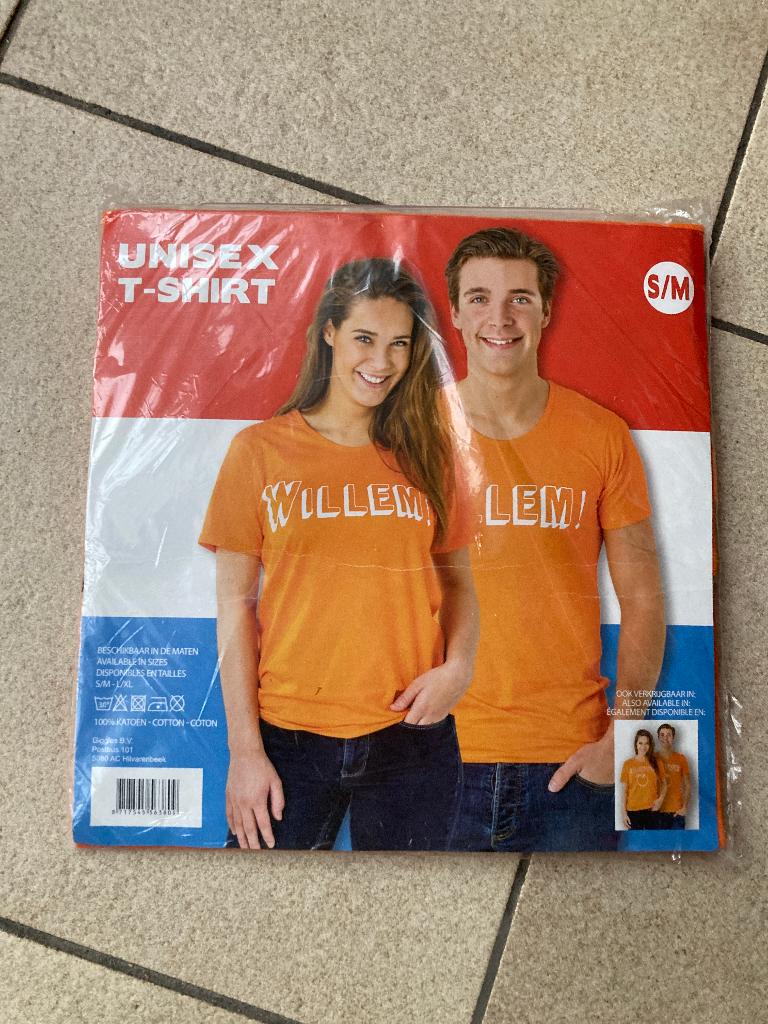 Nieuw Oranje T shirt ' Willem ' - maat S / m, Maat 38/40 (M), Nieuw, Oranje, Ophalen of Verzenden