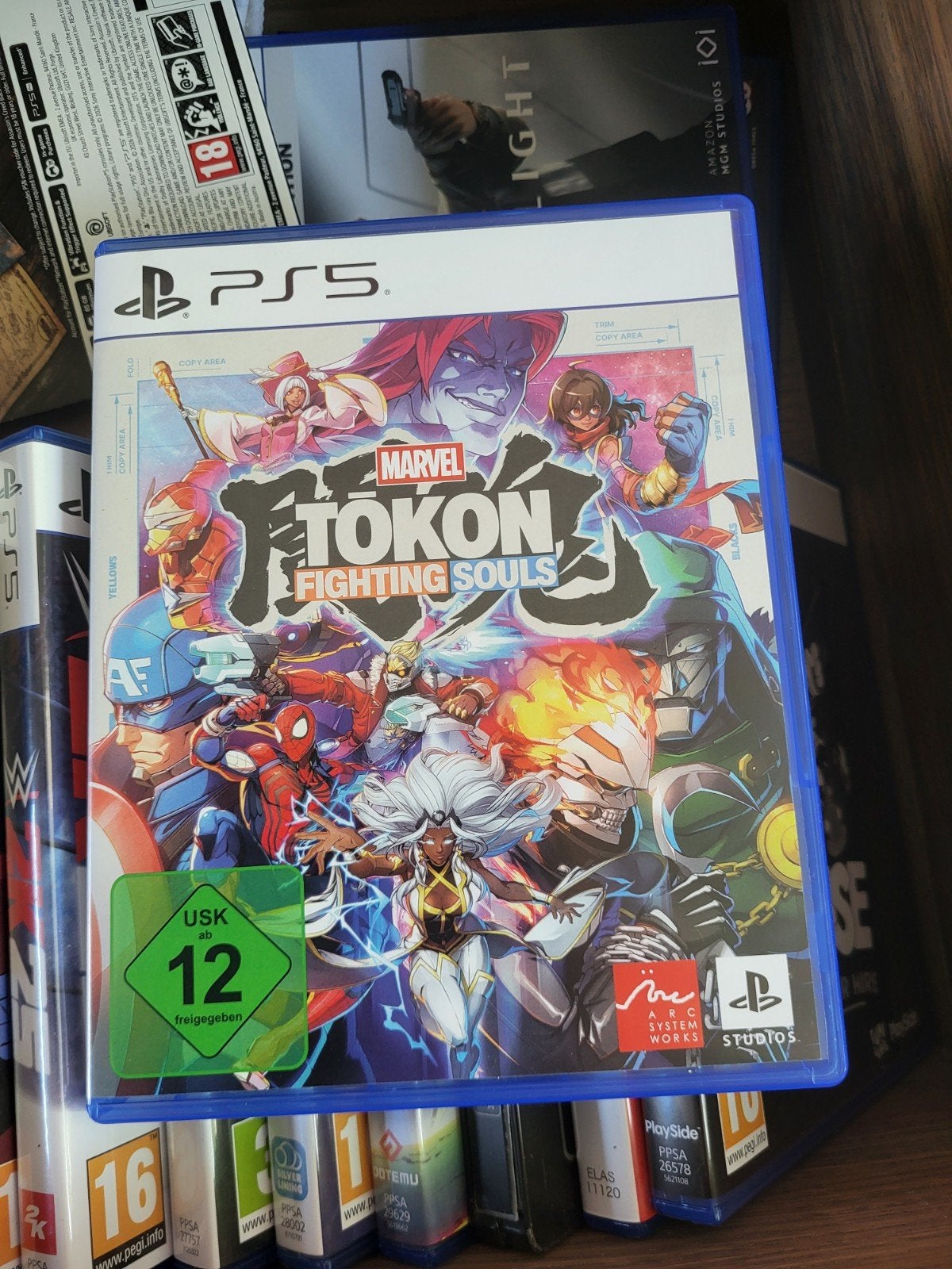 Marvel Tokon (vaste prijs), Spelcomputers en Games, Verzenden, Zo goed als nieuw, Vechten