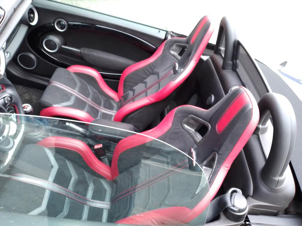 Diverse Alcantara Teile Mini Cooper R56 + JCW, Auto-onderdelen, Interieur en Bekleding, Verzenden, Mini