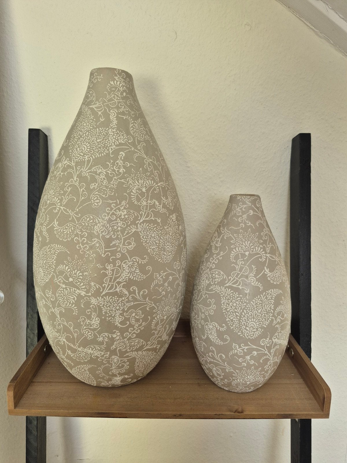 Set van 2 decoratieve vazen met patroon, Antiek en Kunst, Antiek | Vazen, Ophalen