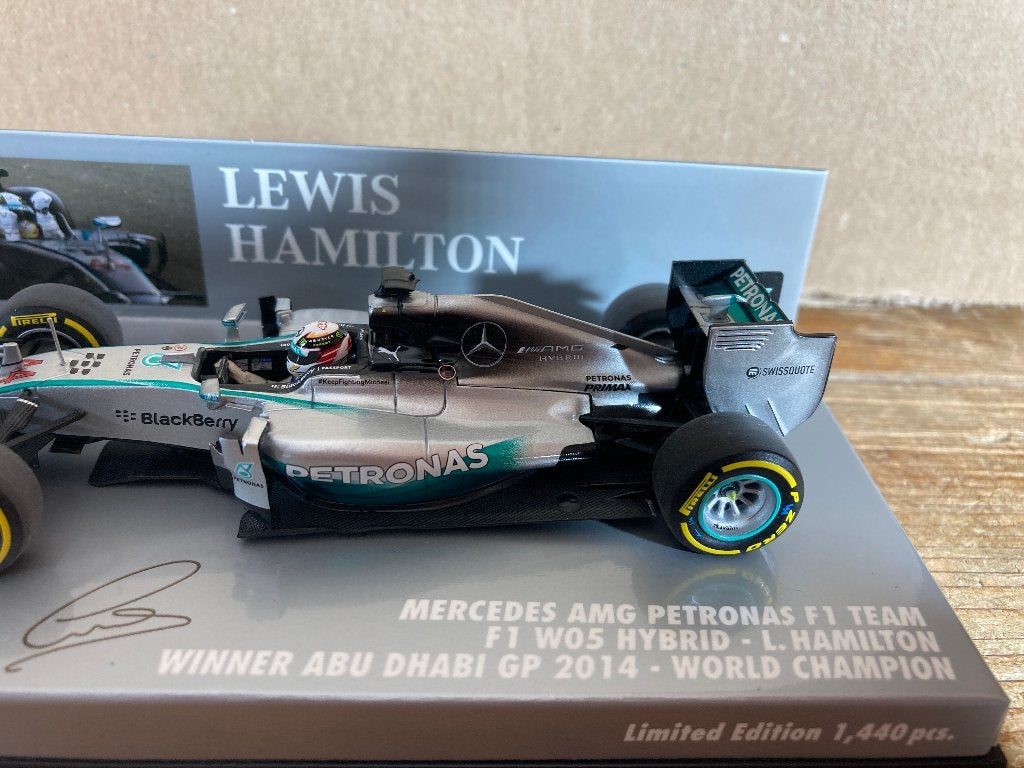 Lewis Hamilton 1:43 World Champion 2014 Winner Abu Dhabi, Ophalen of Verzenden, Nieuw, Formule 1
