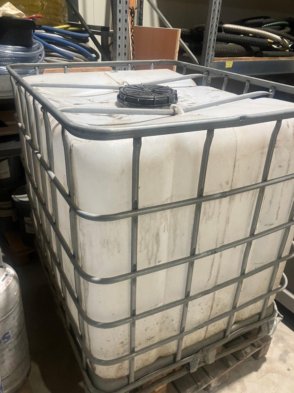 Ibc container 1000 ltr, 150 liter of meer, Ophalen, Gebruikt