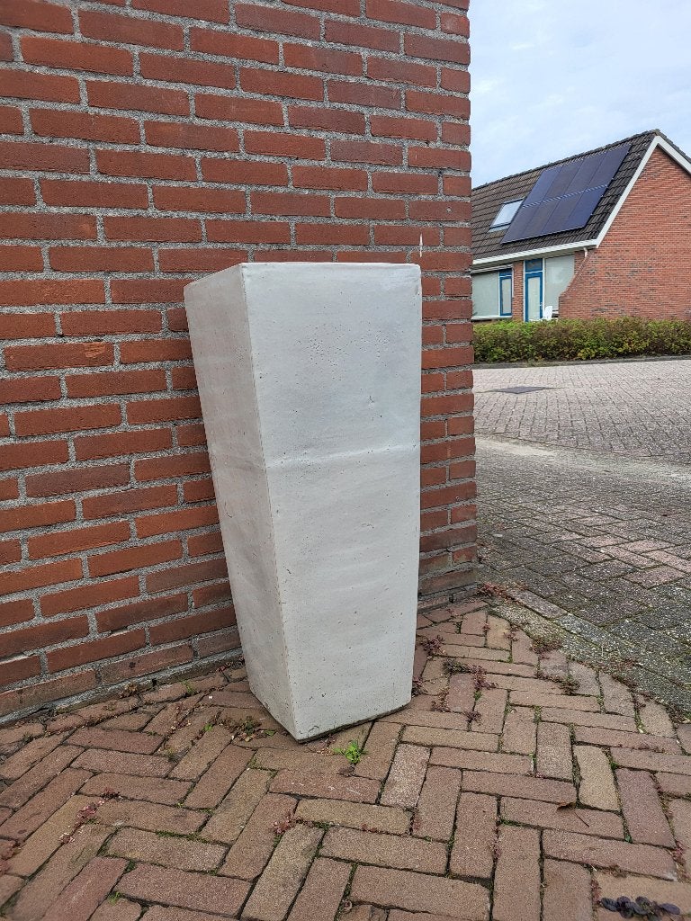hoge plantenpot steen, Tuin en Terras, Ophalen, Steen, Gebruikt, Minder dan 60 cm
