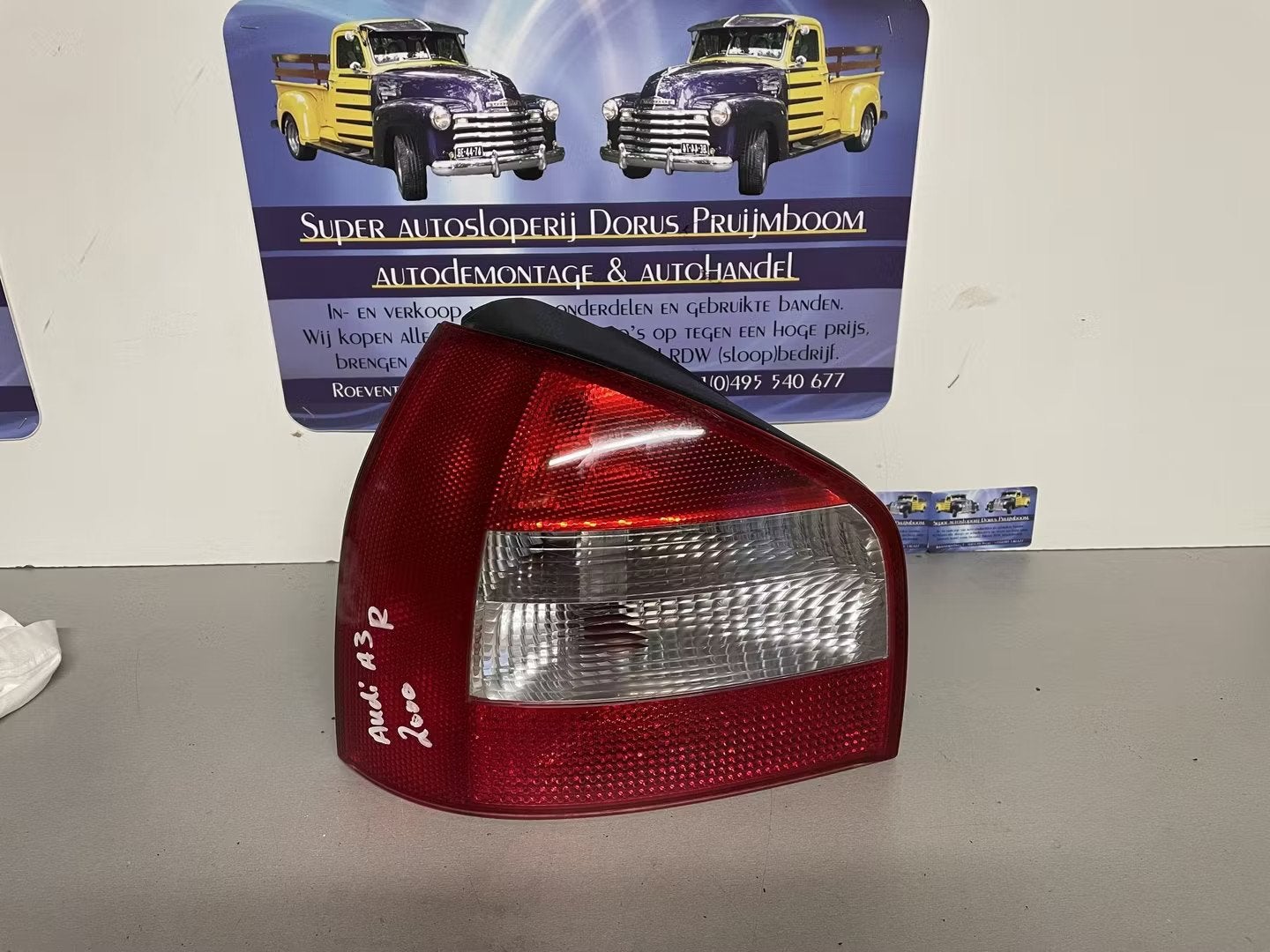 Audi a 3 achterlicht links, Gebruikt, AUDI AG, Auto-Union-Strasse 1
85045  Ingolstadt, DE, Kundenbetreuung@audi.de