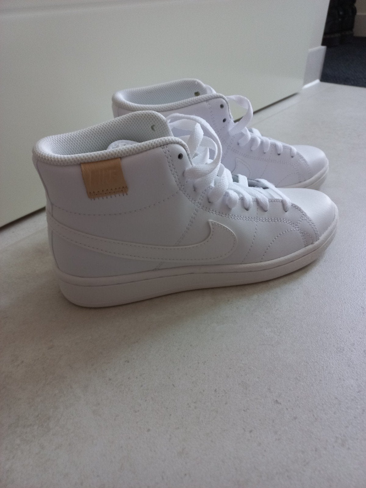 Nike hoge sneaker maat 38 Nieuw!, Jongen of Meisje, Schoenen, Nieuw, Ophalen of Verzenden