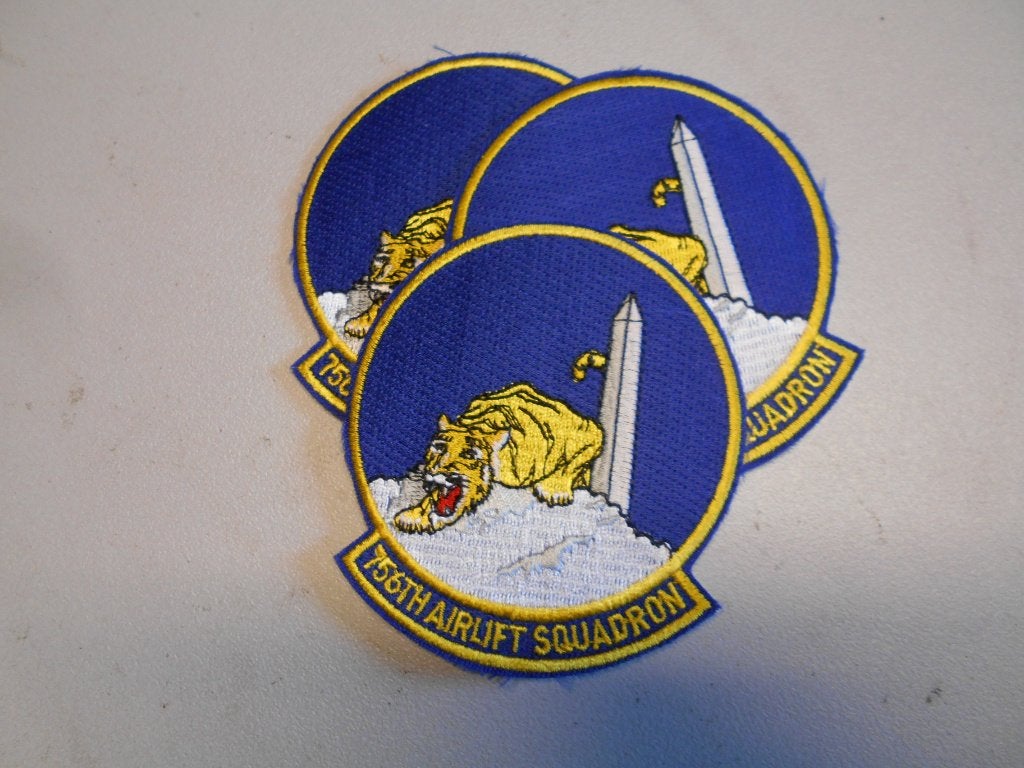 Embleem 756TH Airlift squadron, Verzamelen, Ophalen of Verzenden, Luchtmacht, Amerika, Embleem of Badge