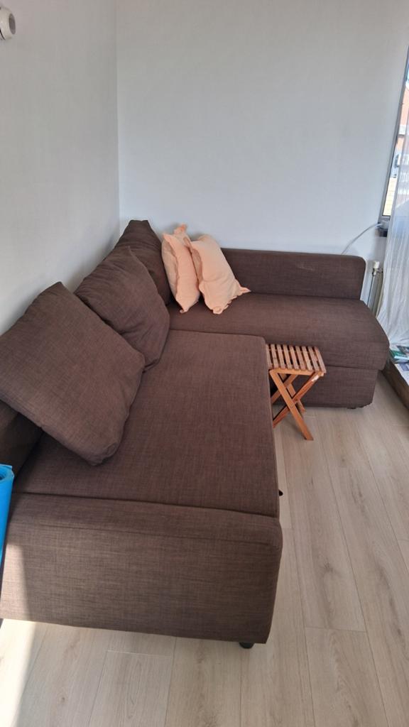 Ikea FRIHETEN hoekbank met slaapfunctie en opbergruimte, Ophalen, 250 tot 300 cm, Gebruikt, 100 tot 125 cm