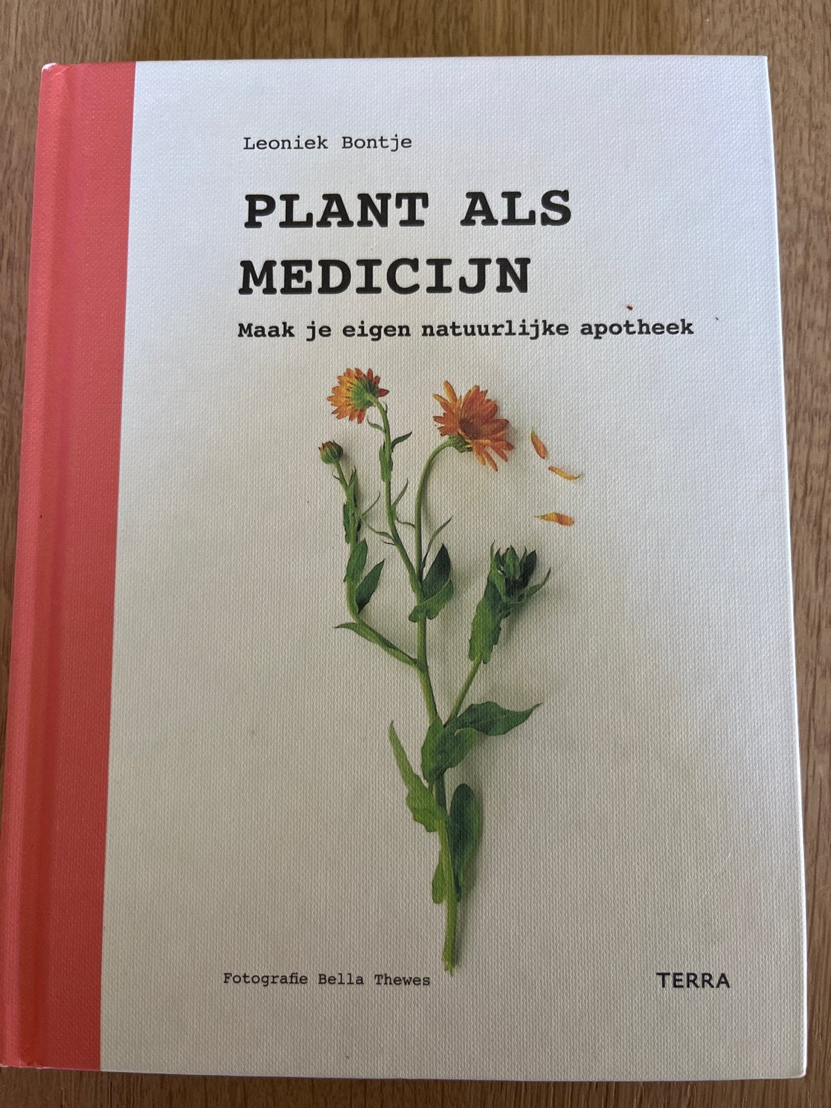 Plant als Medicijn - Leoniek Bontje (Zo goed als nieuw), Ophalen of Verzenden, Zo goed als nieuw, Kruiden en Alternatief