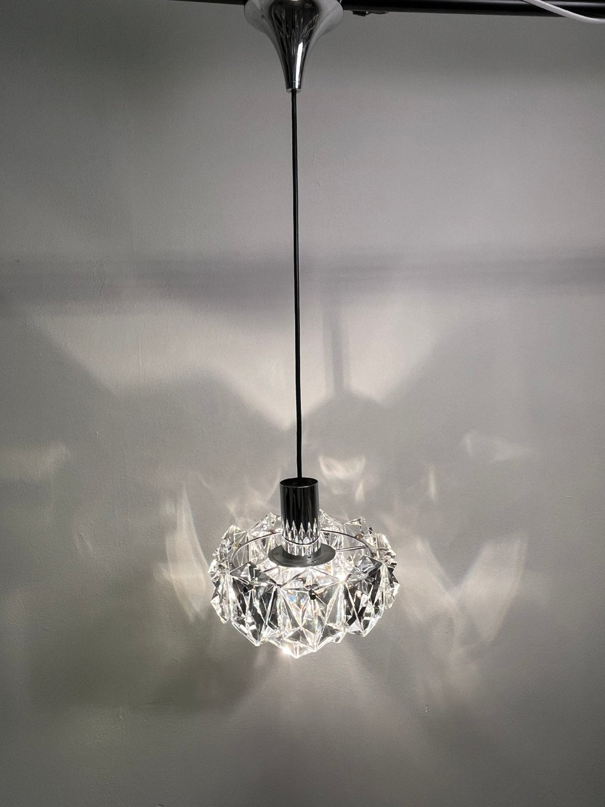Kristal/ glazen hanglamp chroom – Kinkeldey stijl 70s, Huis en Inrichting, Lampen | Hanglampen, Ophalen, Zo goed als nieuw, Glas
