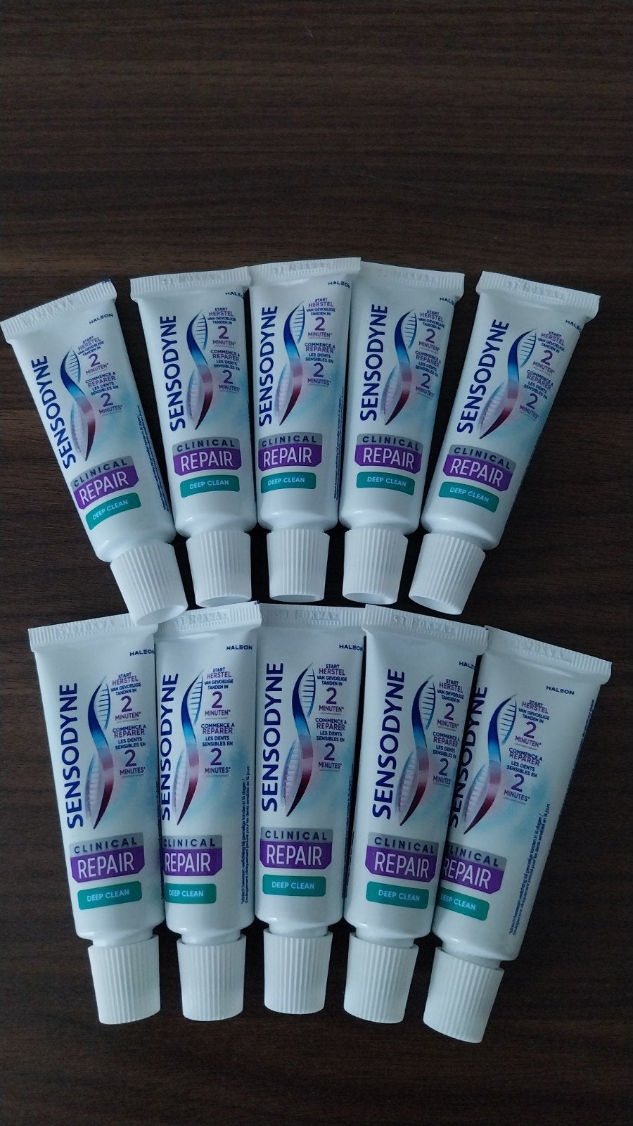 Sensodyne Clinical Repair Deep Clean Tandpasta - 10 stuks, Sieraden, Tassen en Uiterlijk, Uiterlijk | Mondverzorging, Ophalen of Verzenden