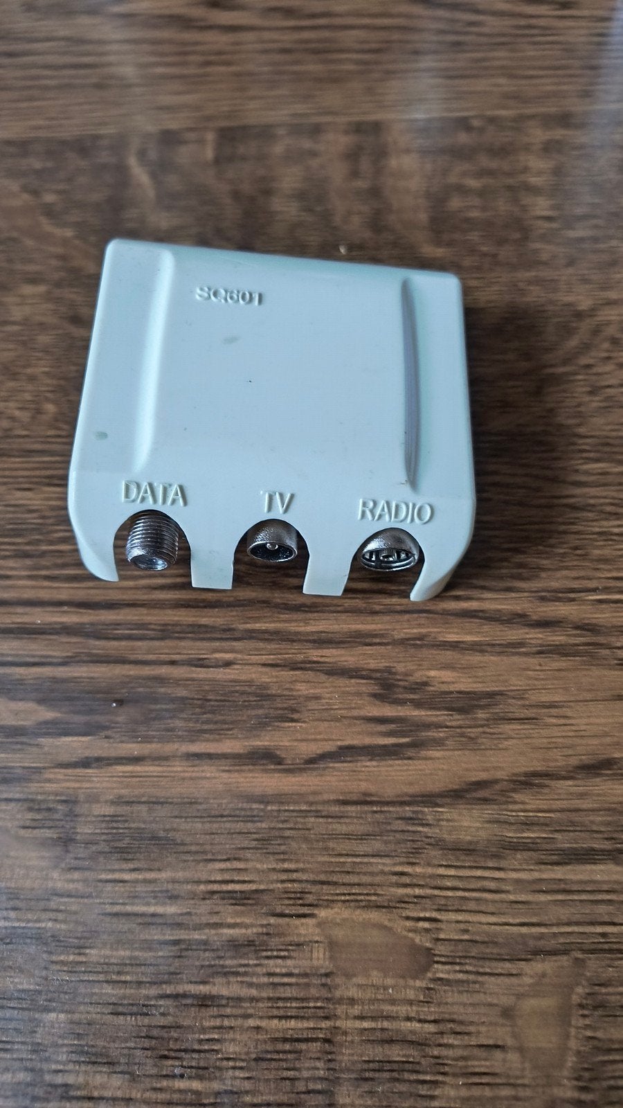 SQ601 Coax Splitter voor Data, TV en Radio, Ophalen of Verzenden, Zo goed als nieuw, Minder dan 2 meter, Coaxiale kabel