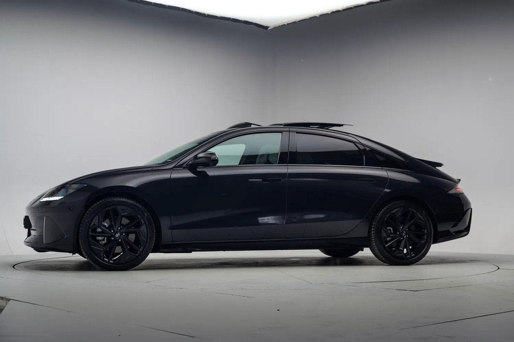 Hyundai IONIQ 6 First Edition AWD 77.4 kWh [ Panorama Head-u, Auto's, Adaptive Cruise Control, 0 cilinders, Gebruikt, Blauw