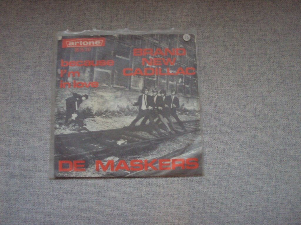 De Maskers - Brand New Cadillac/Because i'm in love (1965), Gebruikt, 7 inch, Single, Ophalen of Verzenden