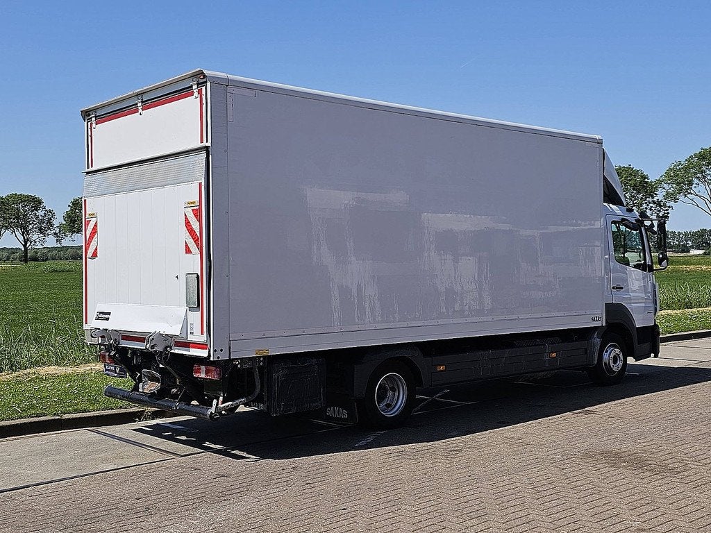 MERCEDES-BENZ ATEGO 818 lift 3 seats airco, Automaat, Euro 6, Wit, Mercedes-Benz