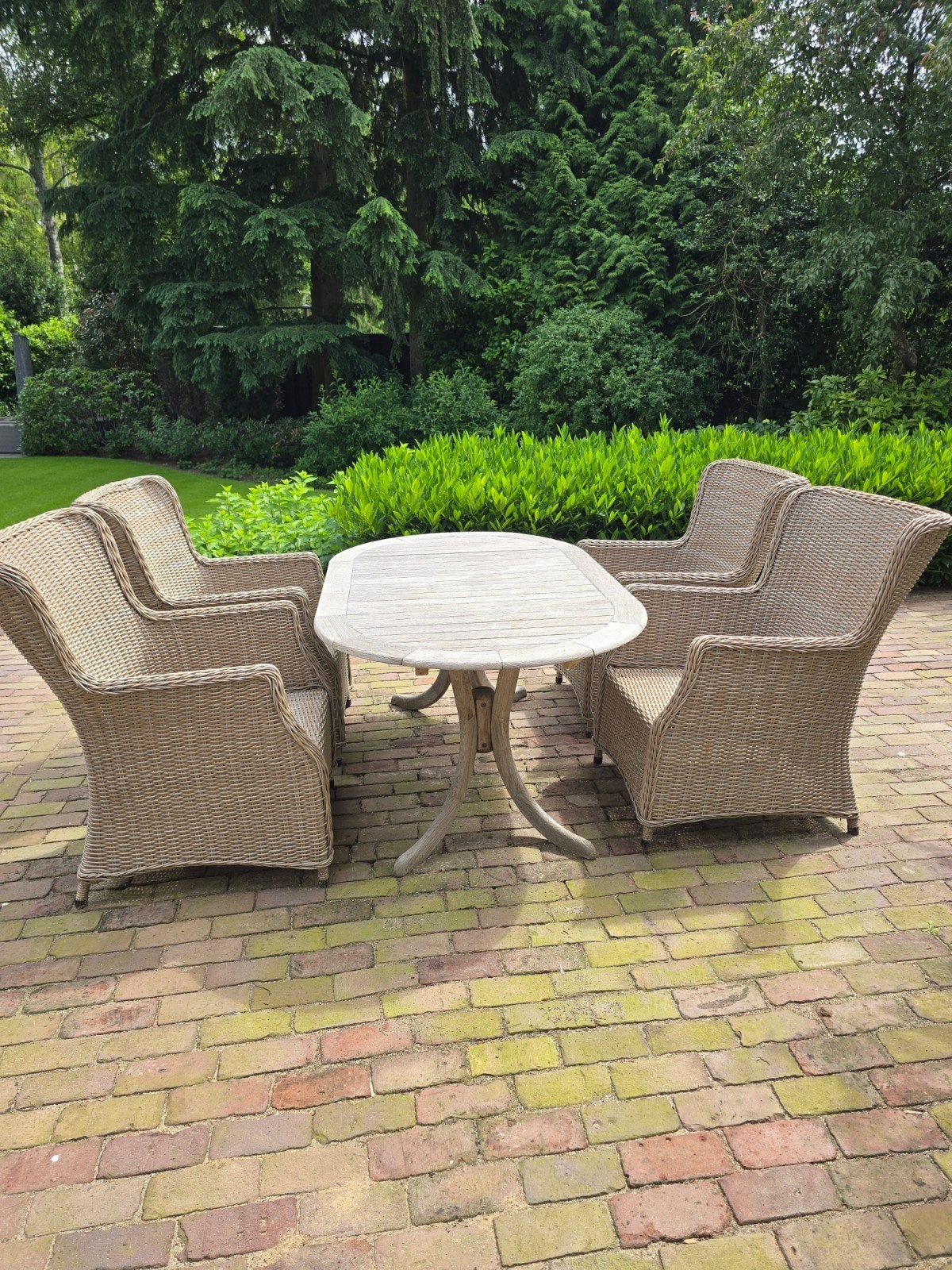 Intenso Furniture Tuinset met 4 stoelen en tafel, Ophalen, 4 zitplaatsen, Gebruikt, Wicker
