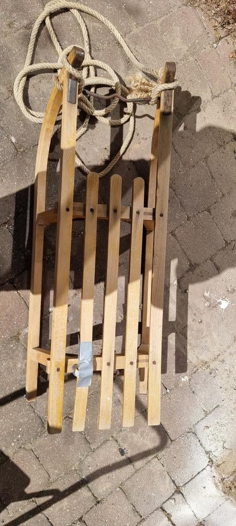 Gratis Houten slee, Kinderen en Baby's, Speelgoed | Buiten | Sleeën, Ophalen