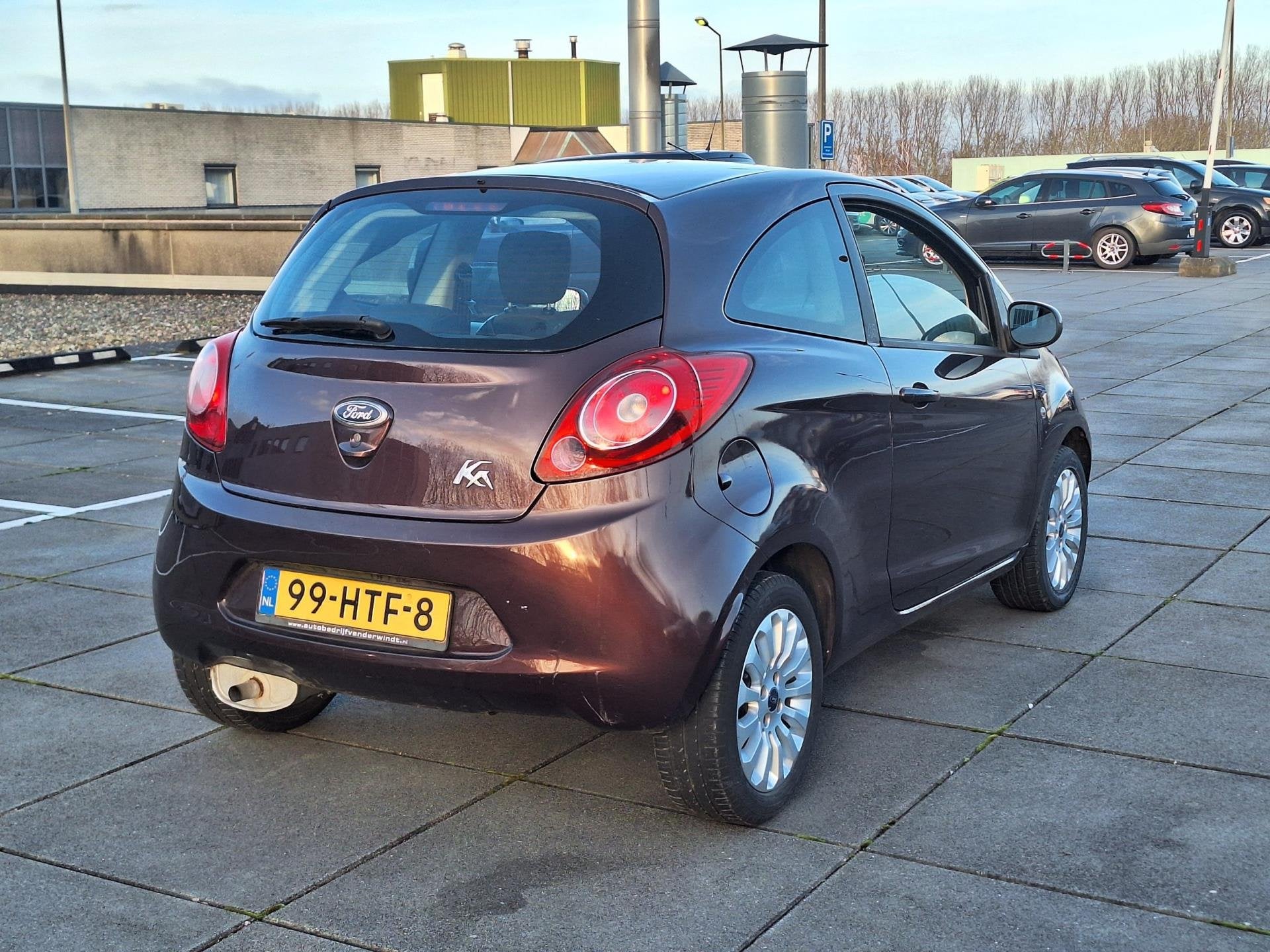 Ford Ka €1850,-1.2 Titanium Airco Apk 2027 Nappas, Auto's, Ford, Voorwielaandrijving, Metallic lak, Stof, Gebruikt