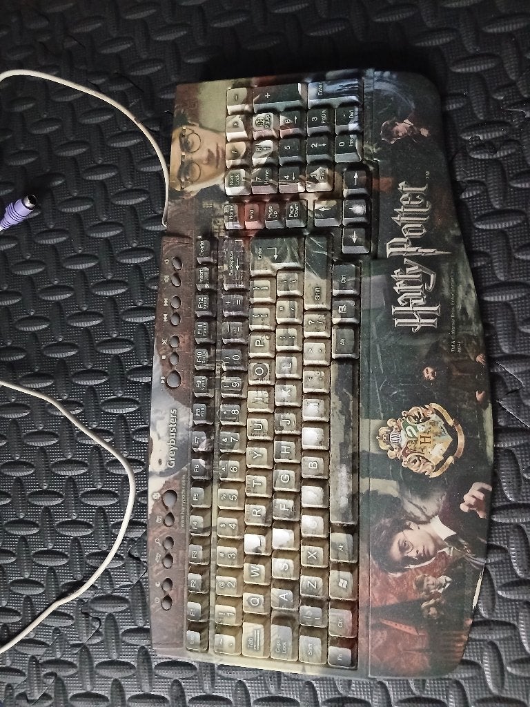 Harry Potter toetsenbord PS2 aansluiting, Computers en Software, Ophalen, Qwerty, Gebruikt, Bedraad