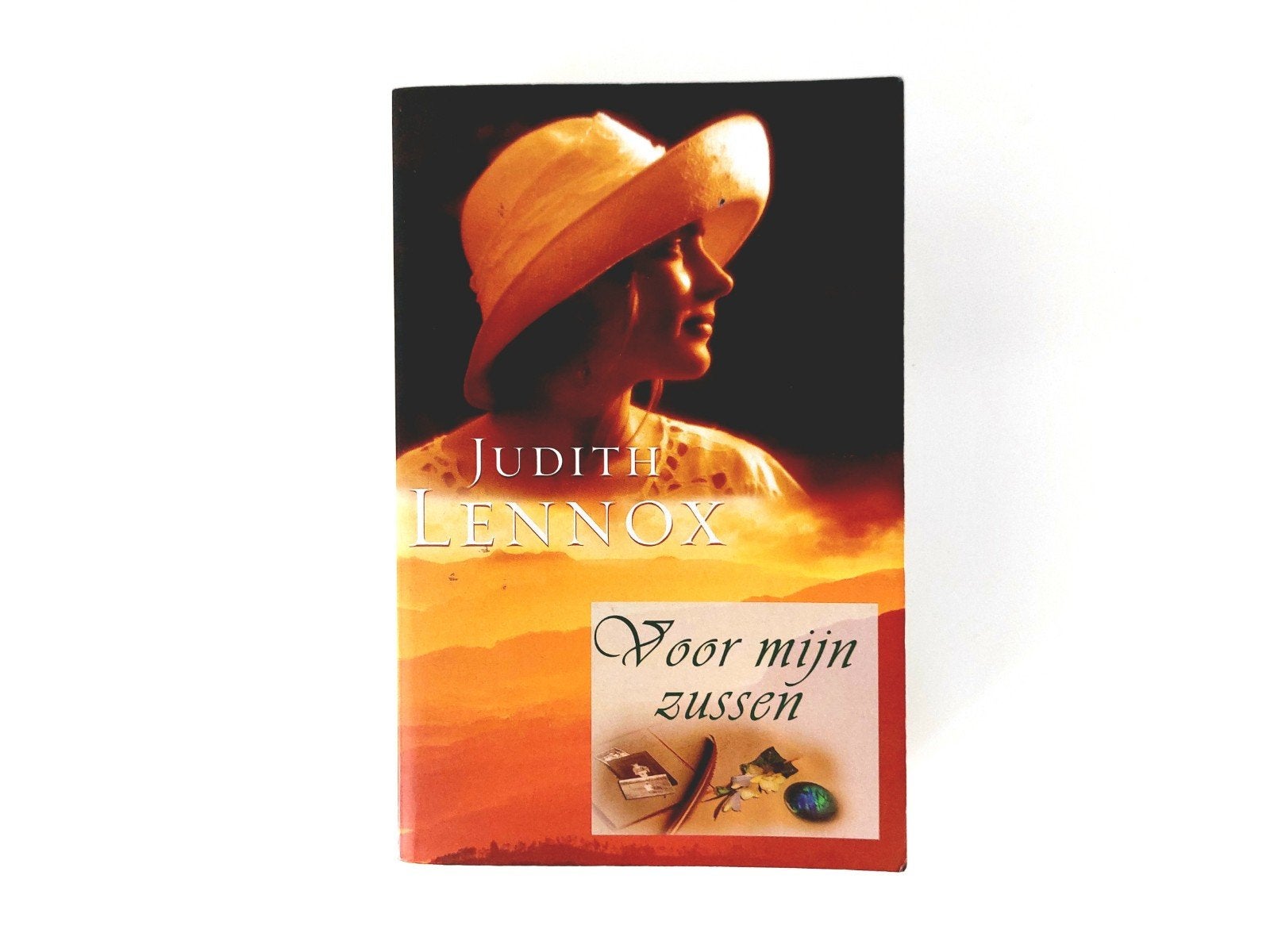 Judith Lennox - Voor mijn Zussen, Boeken, Romans, Zo goed als nieuw, Ophalen of Verzenden