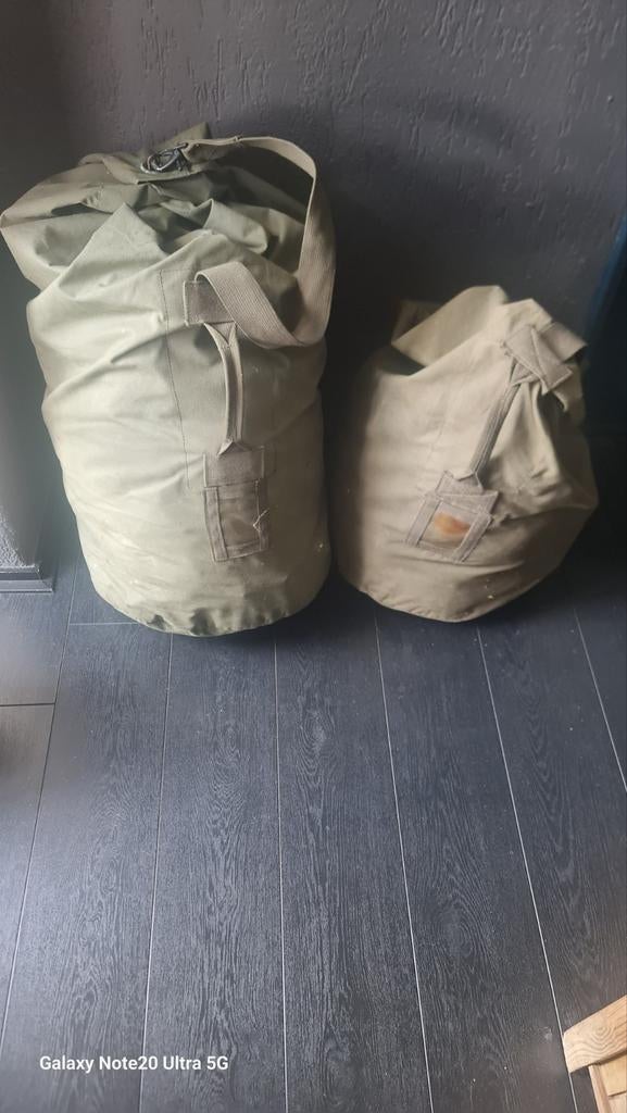 2 blunje zakken uit militaire dienst, Verzamelen, Ophalen of Verzenden, Landmacht, Nederland