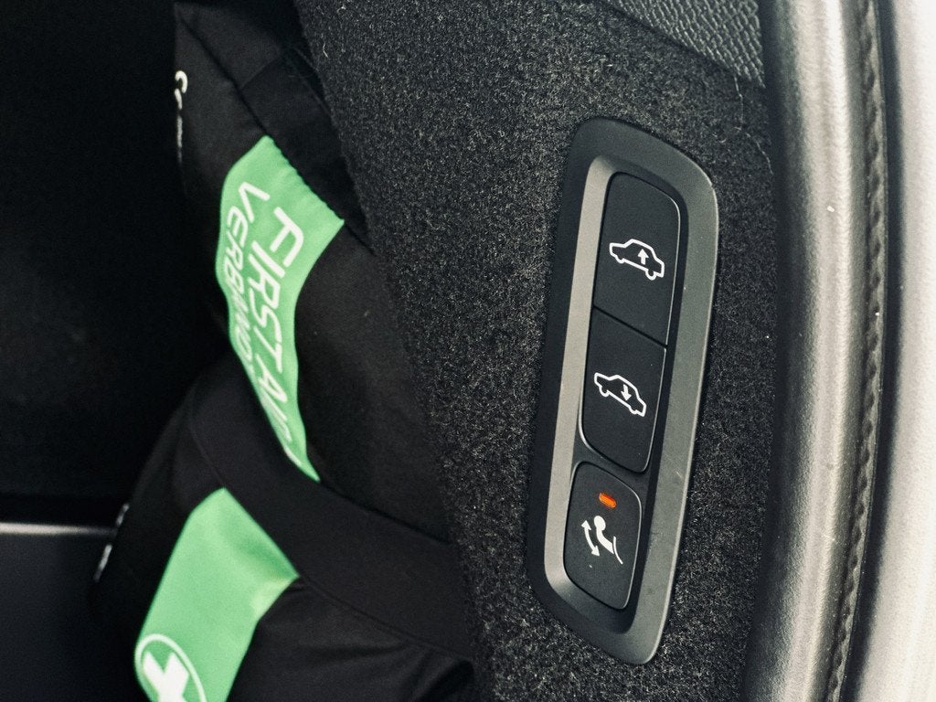 Volvo XC90 2.0 T8 Recharge AWD | Hybrid | Parelmoer White |, Auto's, Volvo, Gebruikt, Zwart, 4 cilinders, 1969 cc