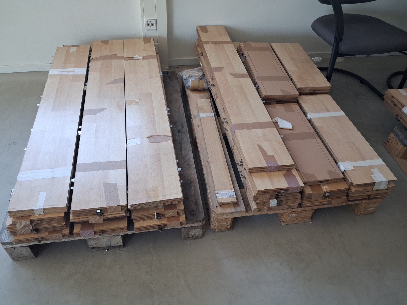 25m2 laminaat, Ophalen, Gebruikt, 50 tot 150 cm, 10 m² of meer