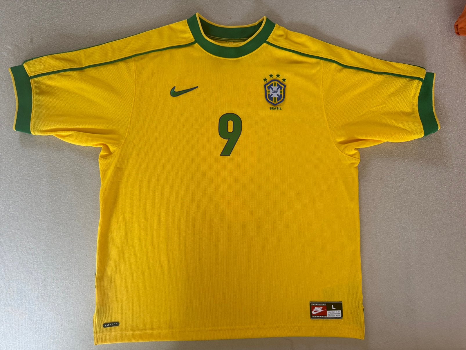 Nike Brazilië reissue 1998 ronaldo R9 ! Origineel, Maat L, Ophalen, Zo goed als nieuw, Shirt