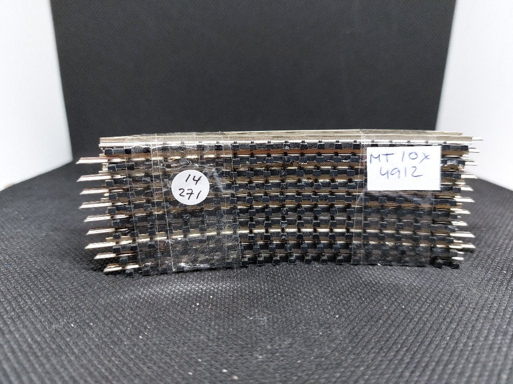 Minitrix 4912 - 10 x gebogen rail R1 / 30 graden (14271), Gebruikt, Gelijkstroom, Trix, Rails