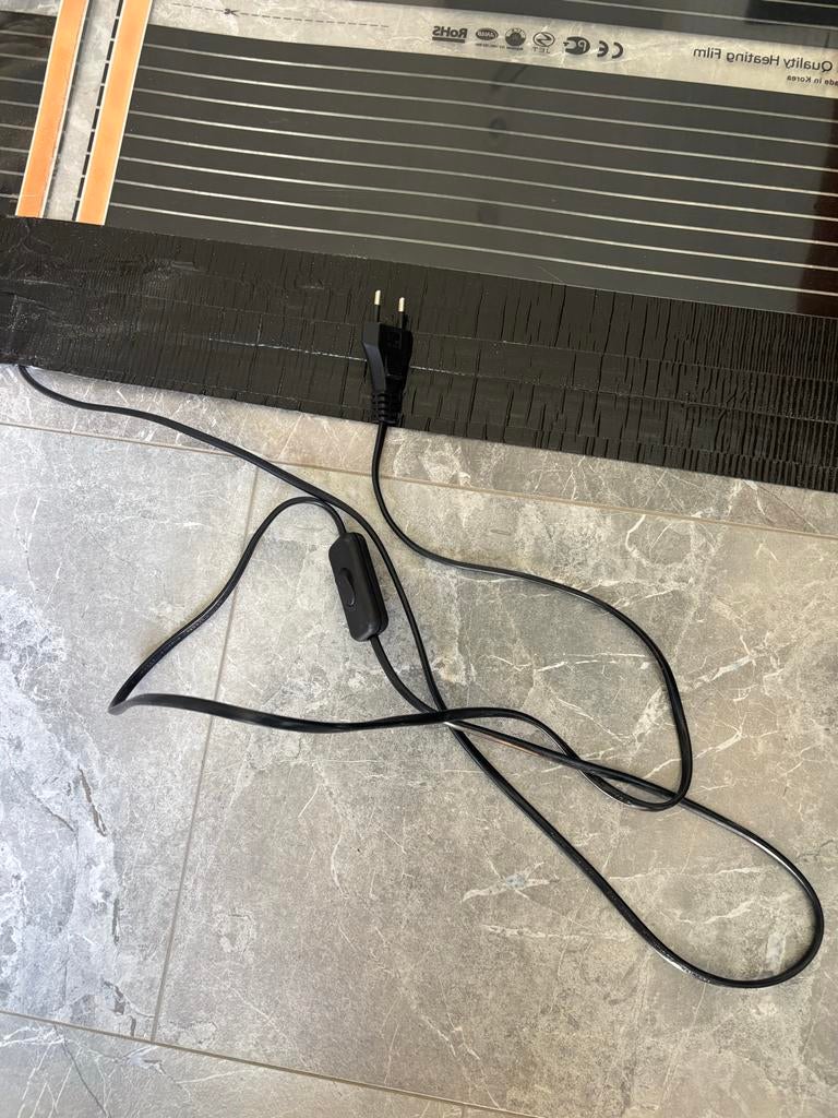 Elektrische vloerkleed verwarming 1.50x2.00m met schakelaar, Gebruikt, Minder dan 30 cm, Verzenden, Overige typen