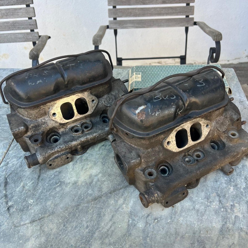 VW Bus Vanagon cilinderkoppen 1.9 gebarsten 025101375 T3, Ophalen of Verzenden, Zo goed als nieuw