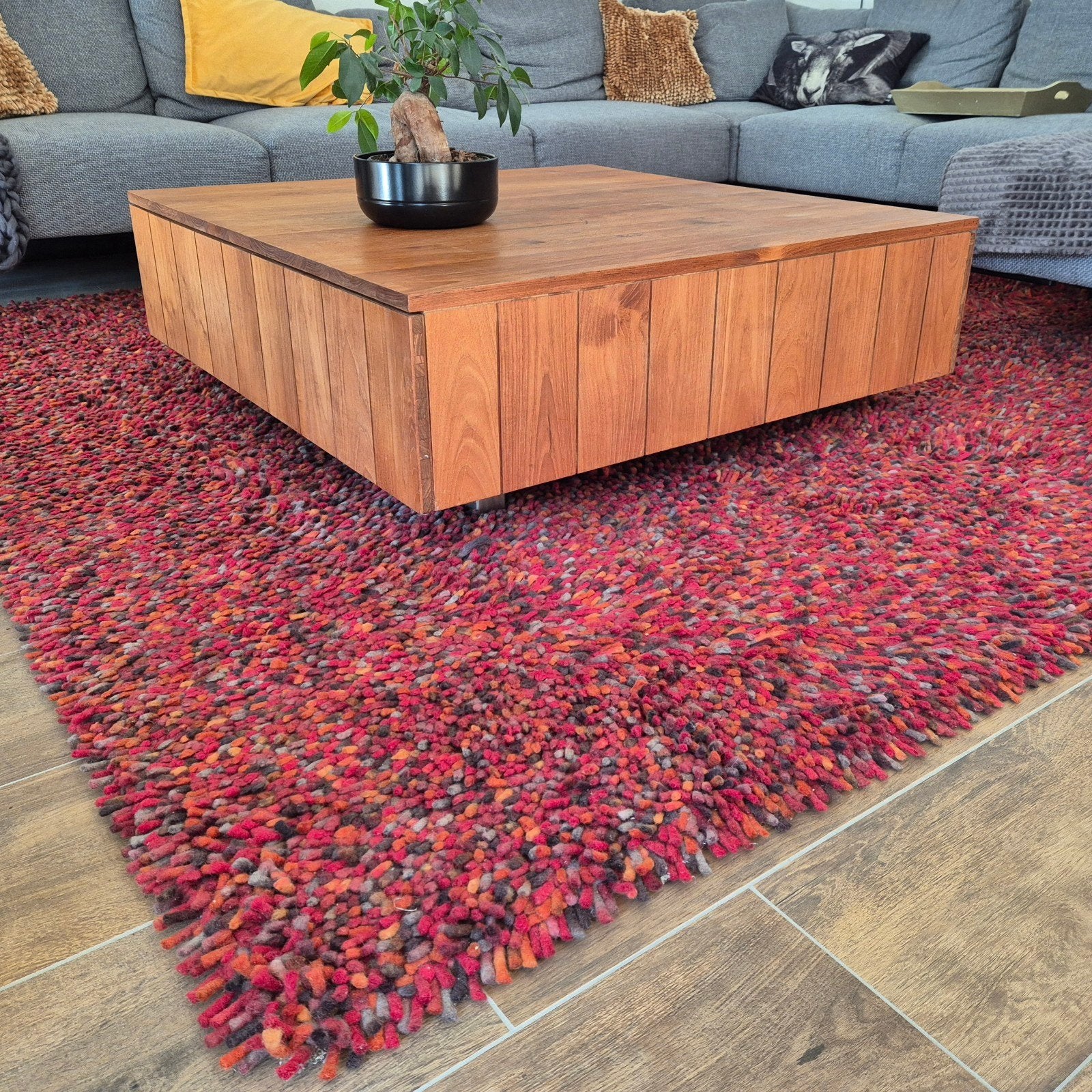 Hoogpolig vloerkleed 300 x 250 cm - Rood/Oranje/Grijs, Huis en Inrichting, Ophalen, Grijs, Gebruikt, Modern, Hoogpolig