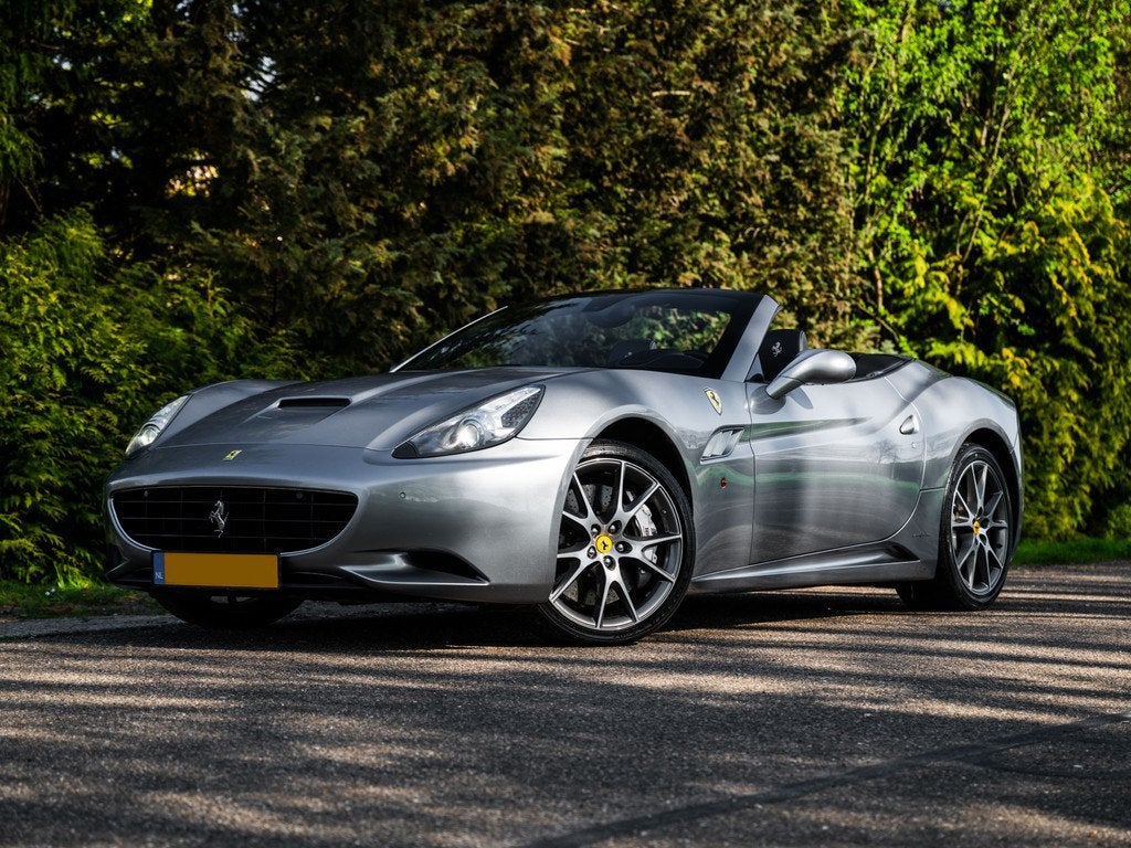 Ferrari California 4.3 V8 | 2 Eig | Dealer OH | Grigio Titan, Auto's, Ferrari, Automaat, Achterwielaandrijving, Gebruikt, Leder