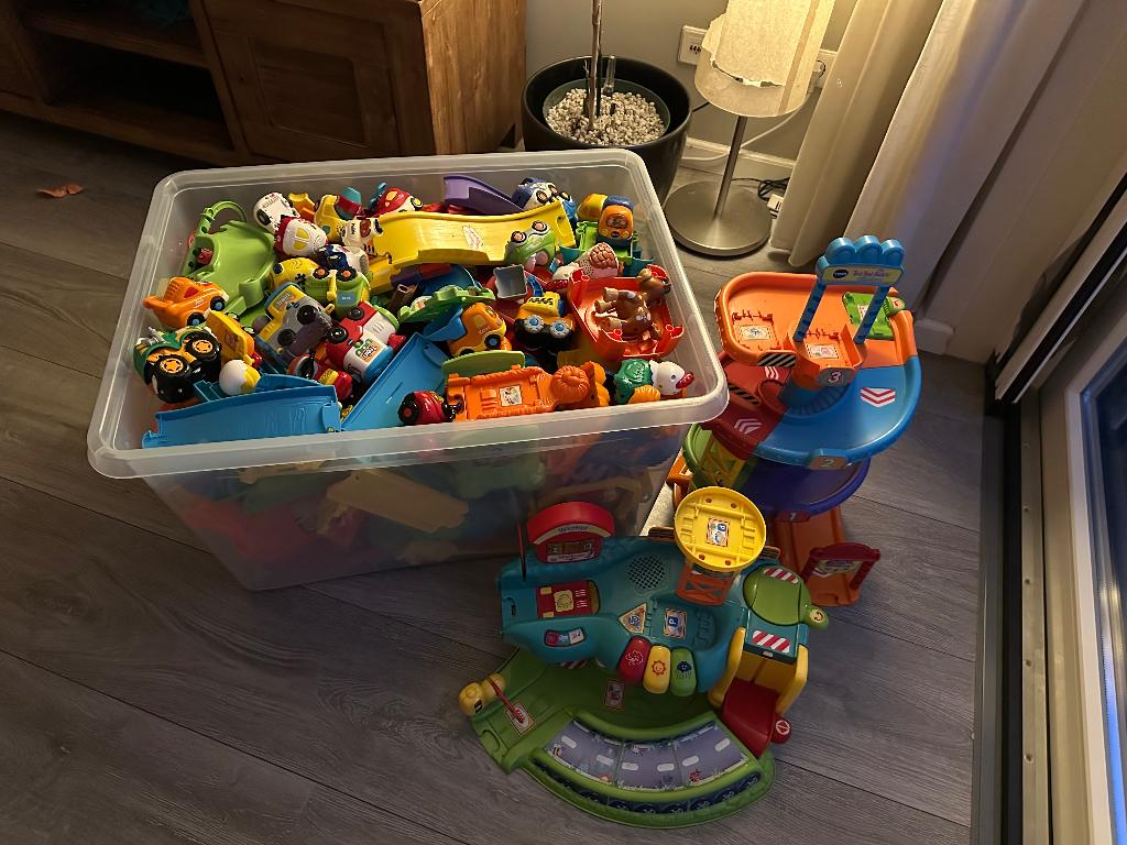 Grote set Vtech toet toet auto’s, Ophalen, Zo goed als nieuw, Bouwen, Met licht