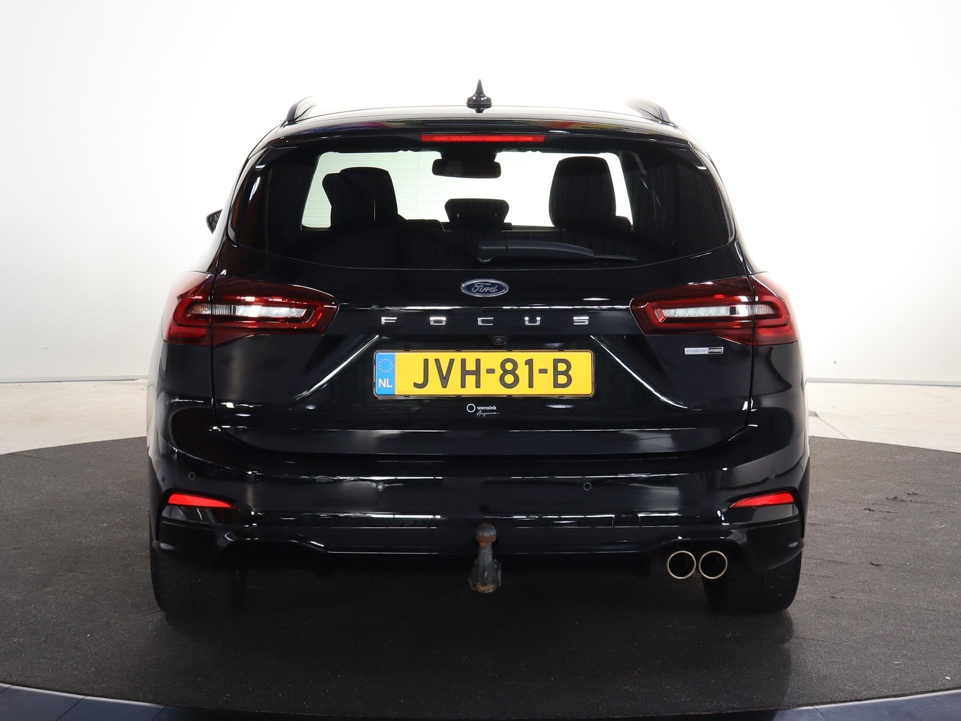 Foto 4 van Ford Focus Wagon 1.0 EcoBoost Hybrid ST Line X | Trekhaak |