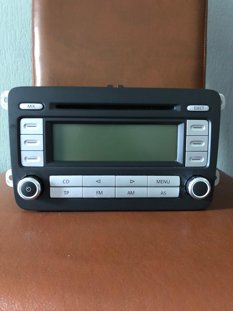 VW - Radio CD 1K0-035-186-T, Auto diversen, Autoradio's, Ophalen of Verzenden, Gebruikt