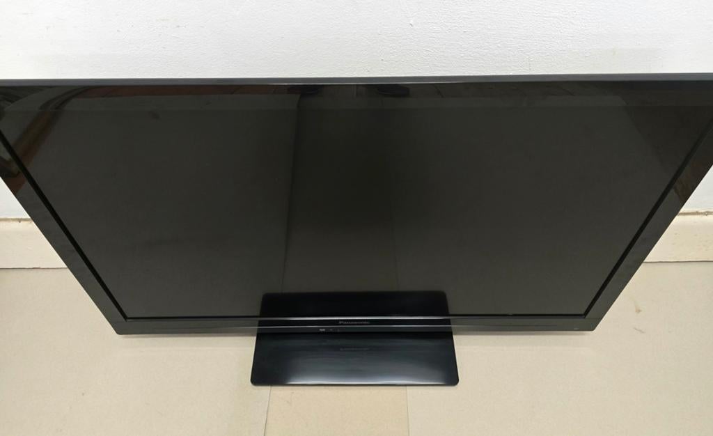 PANASONIC LED TELEVISIE 37 INCH. TV TX-L37E3 lcd hd smart, Audio, Tv en Foto, Televisies, Ophalen, Gebruikt, Panasonic, 50 Hz